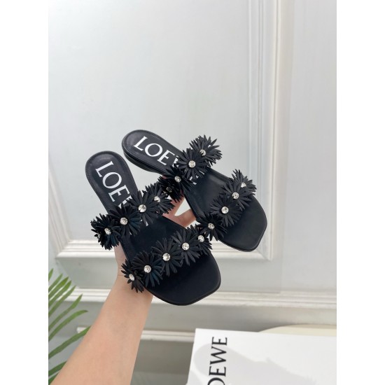 Loewe slippers