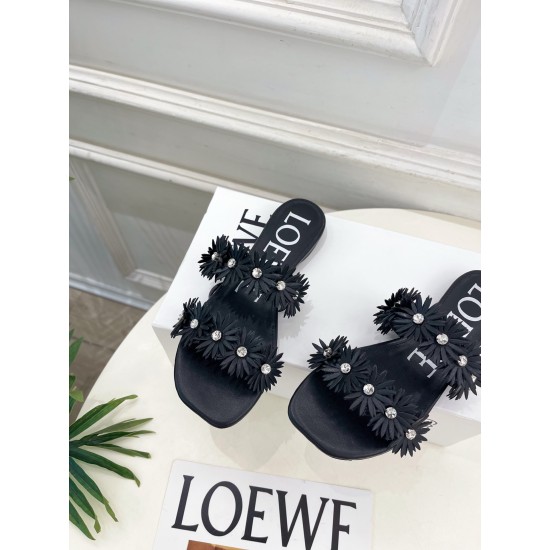 Loewe slippers