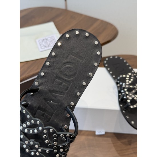 Loewe slippers