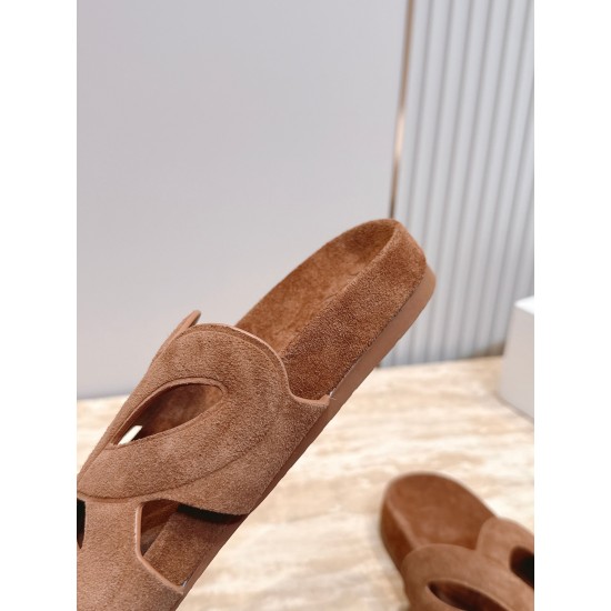 Loewe slippers