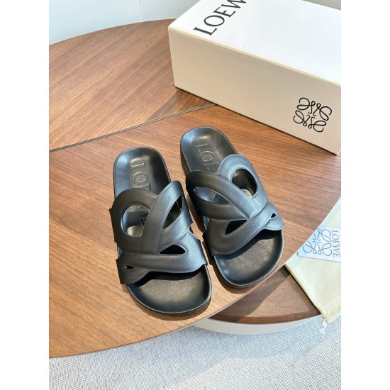 Loewe slippers
