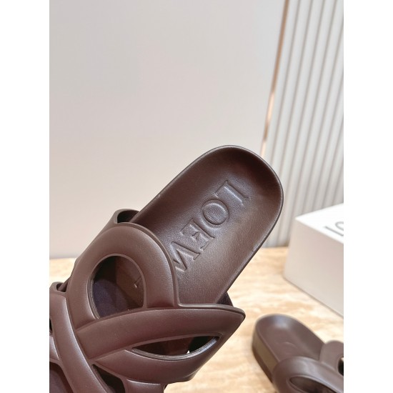 Loewe slippers