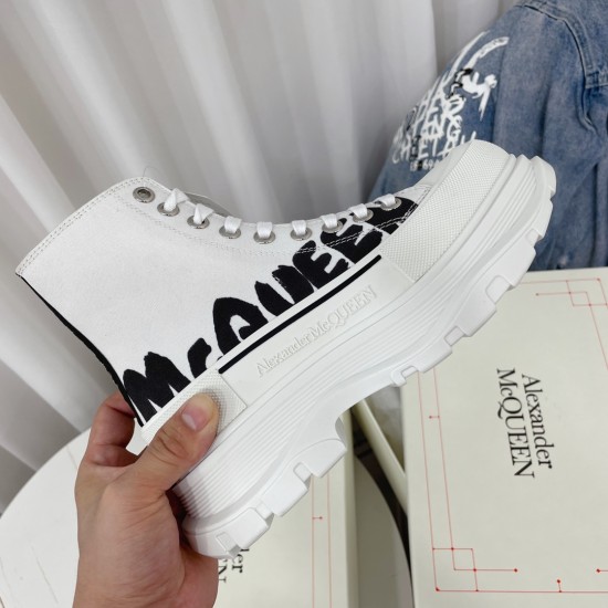 McQueen Casual Shoes Top Quality
Women 35-41
Men 39-45