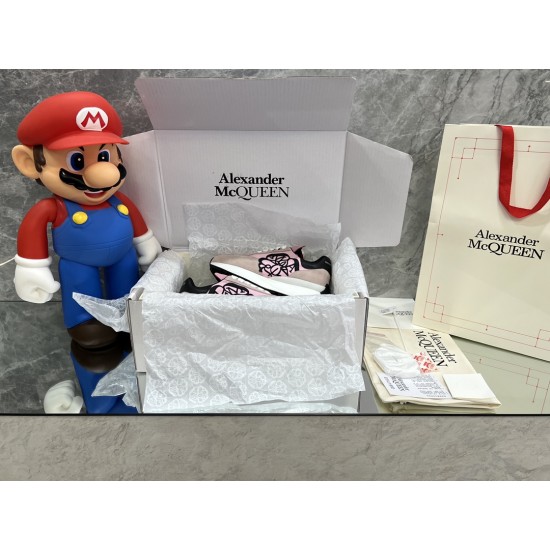 McQueen Casual Shoes Top Quality
Women 35-41
Men 39-45