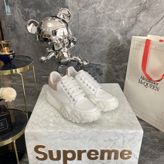 McQueen Casual Shoes Top Quality
Women 35-41
Men 39-45