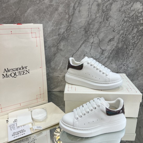 McQueen Casual Shoes Top Quality
Women 35-41
Men 39-45