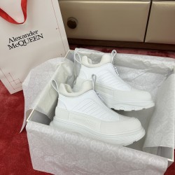 McQueen Casual Shoes Top Quality
Women 35-41
Men 39-45