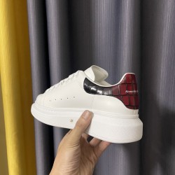 McQueen Casual Shoes Top Quality
Women 35-41
Men 39-45