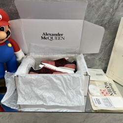McQueen Casual Shoes Top Quality
Women 35-41
Men 39-45