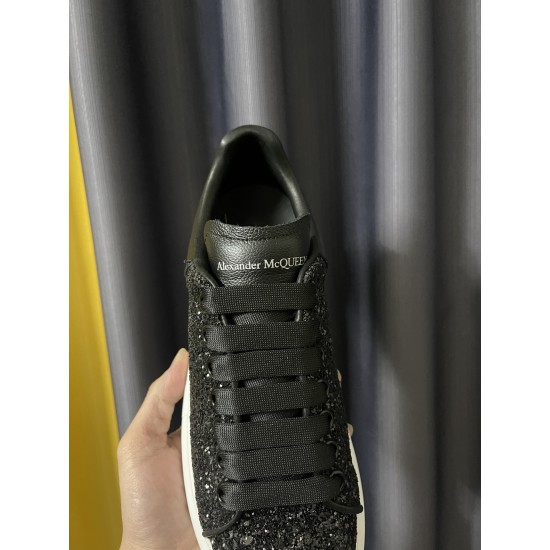McQueen Casual Shoes Top Quality
Women 35-41
Men 39-45