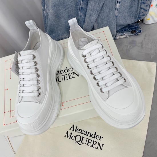McQueen Casual Shoes Top Quality
Women 35-41
Men 39-45