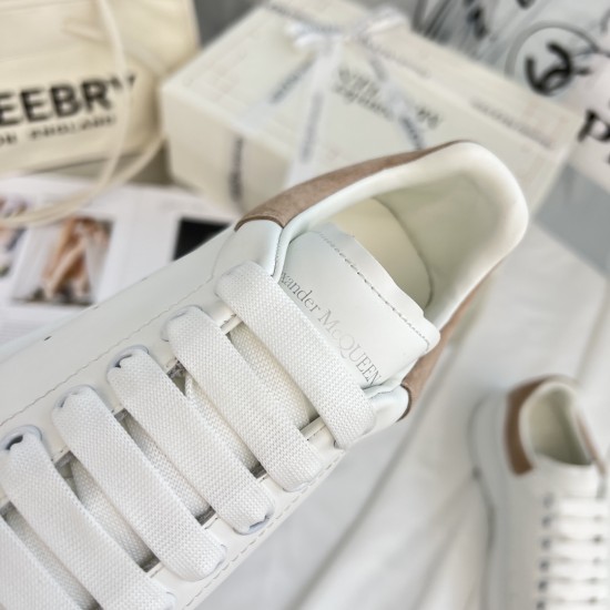 McQueen Casual Shoes Top Quality
Women 35-41
Men 39-45