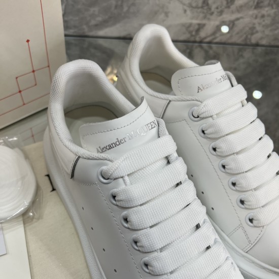 McQueen Casual Shoes Top Quality
Women 35-41
Men 39-45