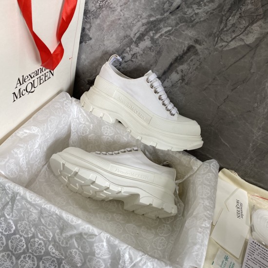McQueen Casual Shoes Top Quality
Women 35-41
Men 39-45