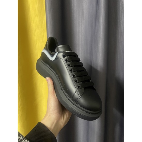 McQueen Casual Shoes Top Quality
Women 35-41
Men 39-45