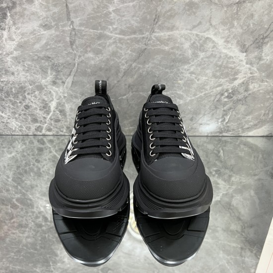 McQueen Casual Shoes Top Quality
Women 35-41
Men 39-45