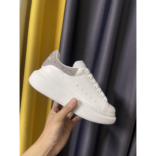 McQueen Casual Shoes Top Quality
Women 35-41
Men 39-45