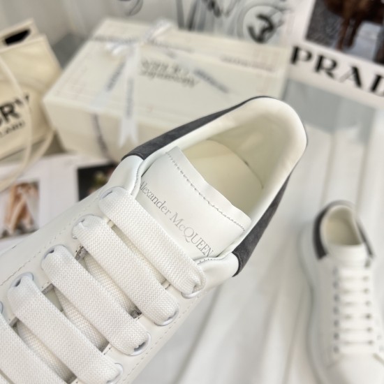 McQueen Casual Shoes Top Quality
Women 35-41
Men 39-45