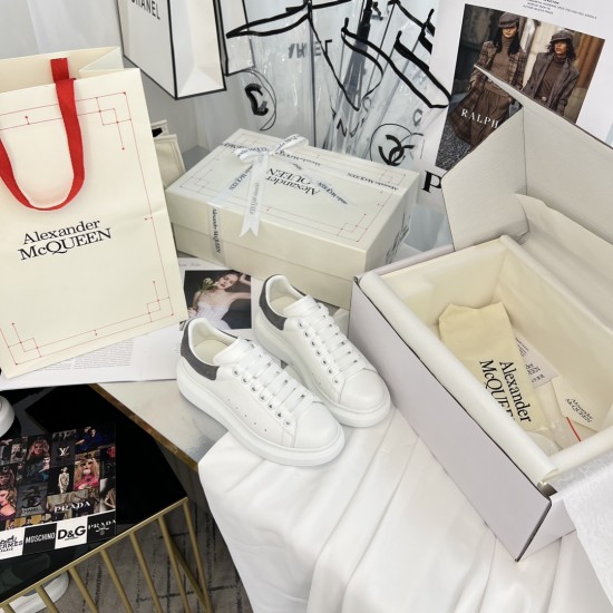 McQueen Casual Shoes Top Quality
Women 35-41
Men 39-45
