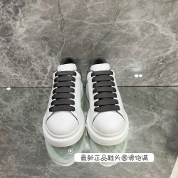 McQueen Casual Shoes Top Quality
Women 35-41
Men 39-45