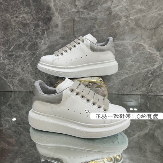 McQueen Casual Shoes Top Quality
Women 35-41
Men 39-45