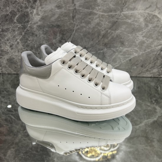 McQueen Casual Shoes Top Quality
Women 35-41
Men 39-45