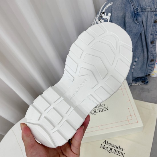McQueen Casual Shoes Top Quality
Women 35-41
Men 39-45