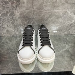 McQueen Casual Shoes Top Quality
Women 35-41
Men 39-45