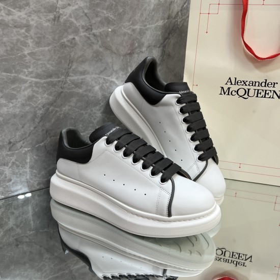 McQueen Casual Shoes Top Quality
Women 35-41
Men 39-45