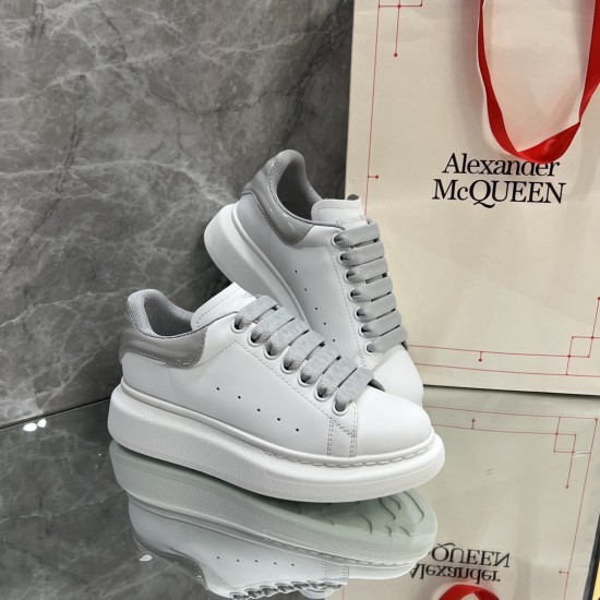 McQueen Casual Shoes Top Quality
Women 35-41
Men 39-45