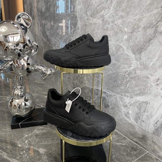 McQueen Casual Shoes Top Quality
Women 35-41
Men 39-45