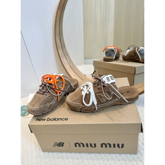 MiuMiu Slippers