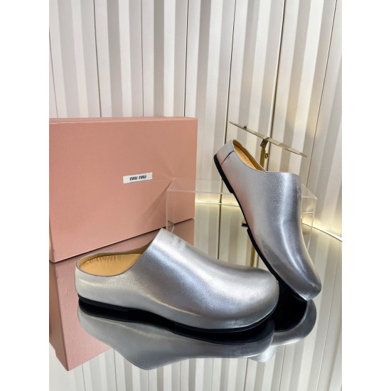MiuMiu Slippers