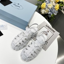Prada Fashion Shoes High Quality
Women 35-41