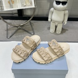 Prada Fashion Shoes High Quality
Women 35-41