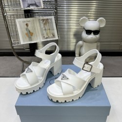 Prada Fashion Shoes High Quality
Women 35-41