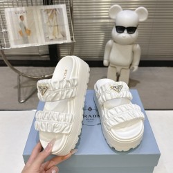 Prada Fashion Shoes High Quality
Women 35-41