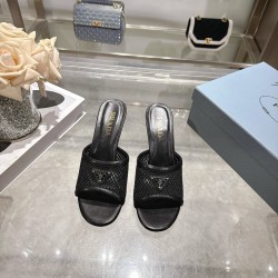 Prada Fashion Shoes High Quality
Women 35-41