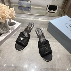 Prada Fashion Shoes High Quality
Women 35-41