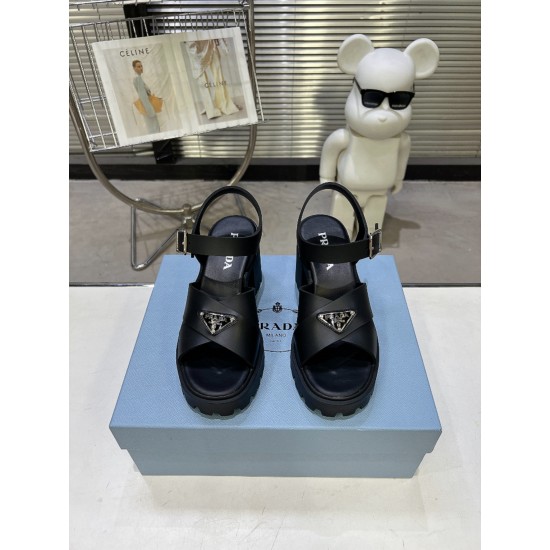 Prada Fashion Shoes High Quality
Women 35-41