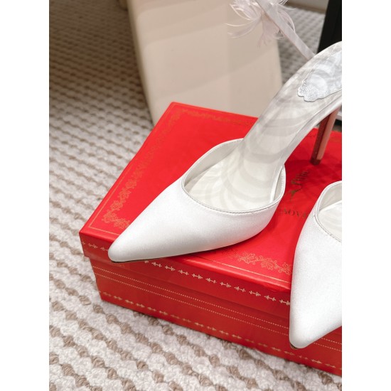 Rᴇɴᴇ Cᴀᴏᴠɪʟʟᴀ Heels Best Quality
Women 35-41