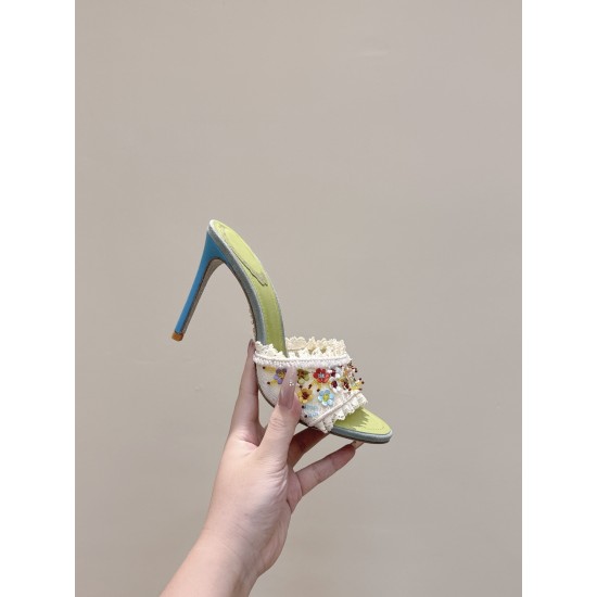 Rᴇɴᴇ Cᴀᴏᴠɪʟʟᴀ Heels Best Quality
Women 35-41