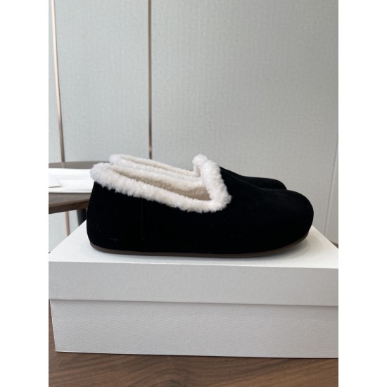 The Row Loafers Top Quality
Women 35-41