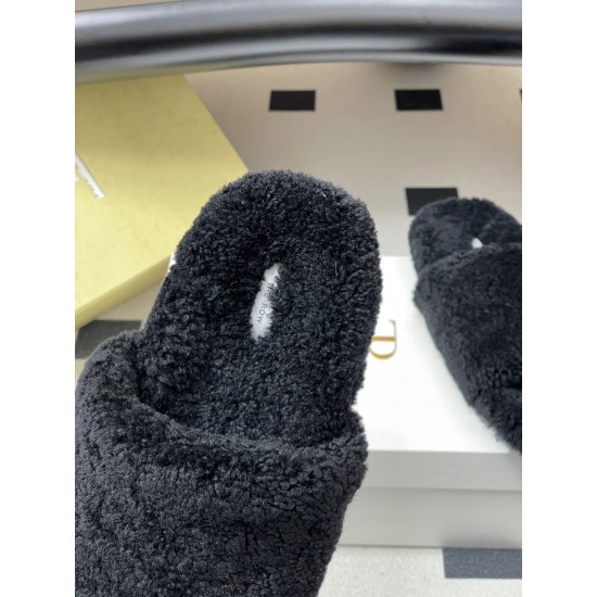 The Row Shoes Slides Top Quality
Women 35-41
