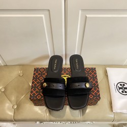 Tory Burch Slippers