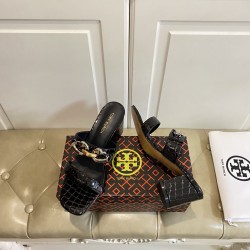 Tory Burch Slippers