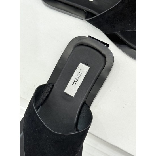 Toteme Slippers