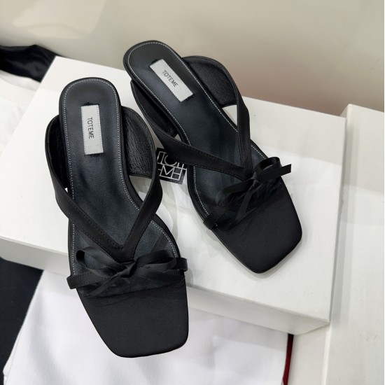 Toteme Slippers
