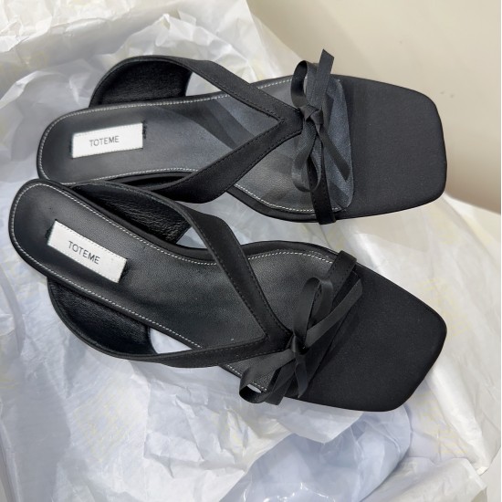 Toteme Slippers