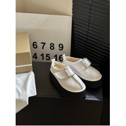 Ugg Shoes Top Quality
Women 35-41